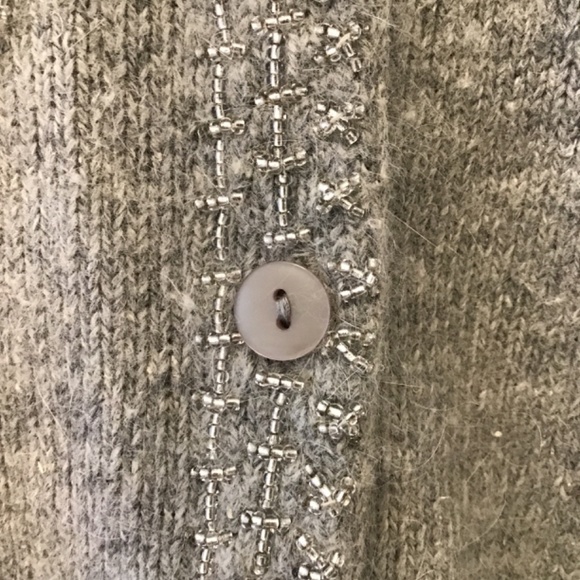 Urban Works glass beaded Angora gray sweater size 2X - Picture 4 of 7